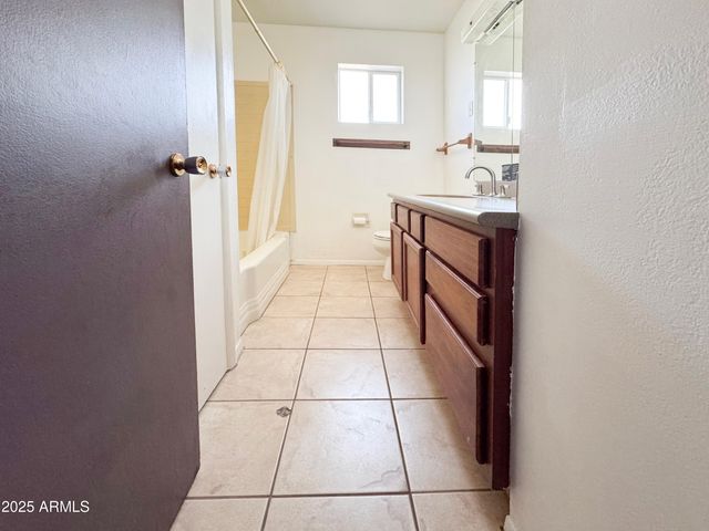 1609 W Capri Avenue, Mesa, AZ 85202