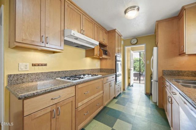 345 Melrose Drive, Oxnard, CA 93035