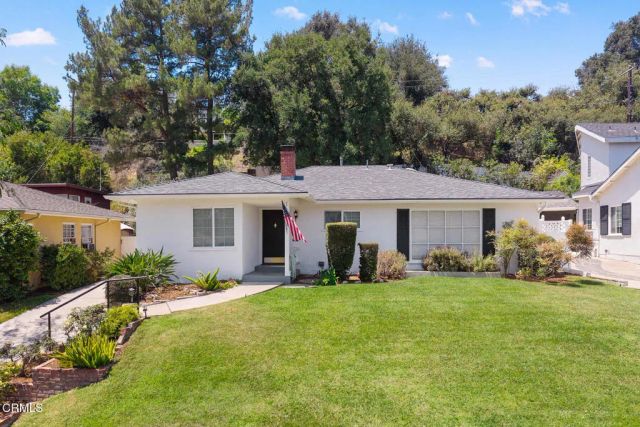 4541 Alveo, La Canada Flintridge, CA 91011