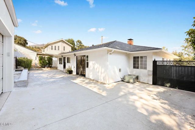 4541 Alveo, La Canada Flintridge, CA 91011