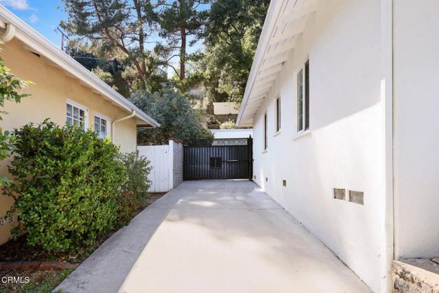 4541 Alveo, La Canada Flintridge, CA 91011
