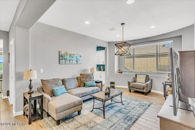 485 N White Clover Lane, Sahuarita, AZ 85629