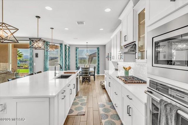 485 N White Clover Lane, Sahuarita, AZ 85629