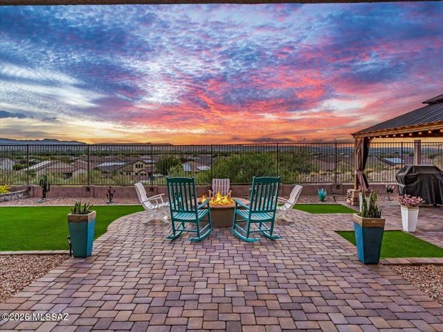 485 N White Clover Lane, Sahuarita, AZ 85629