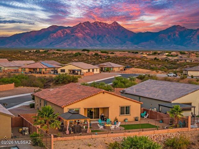 485 N White Clover Lane, Sahuarita, AZ 85629