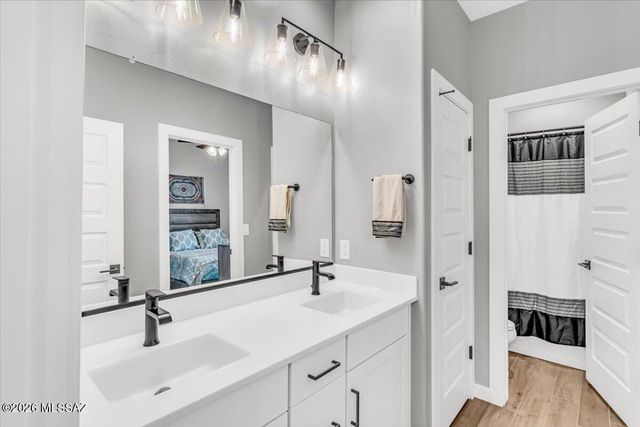 485 N White Clover Lane, Sahuarita, AZ 85629