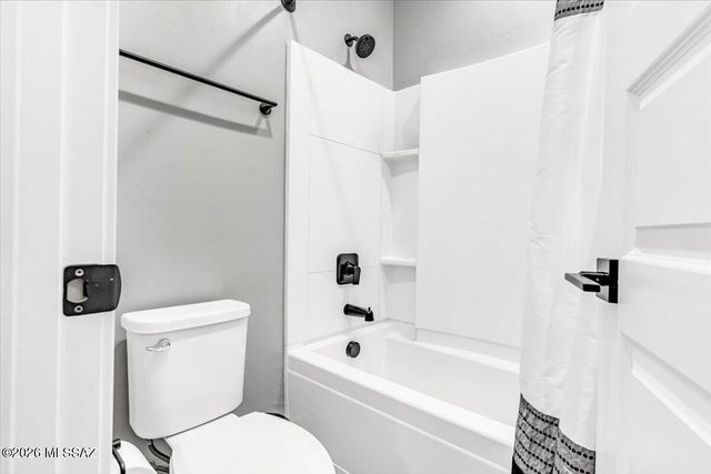 485 N White Clover Lane, Sahuarita, AZ 85629