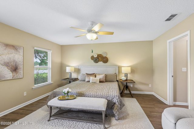 3585 OGLEBAY Drive, Green Cove Springs, FL 32043