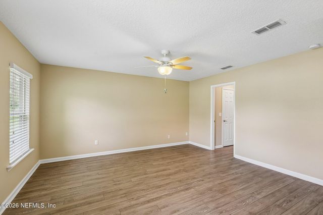 3585 OGLEBAY Drive, Green Cove Springs, FL 32043