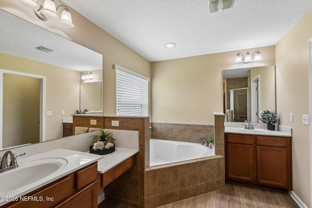 3585 OGLEBAY Drive, Green Cove Springs, FL 32043