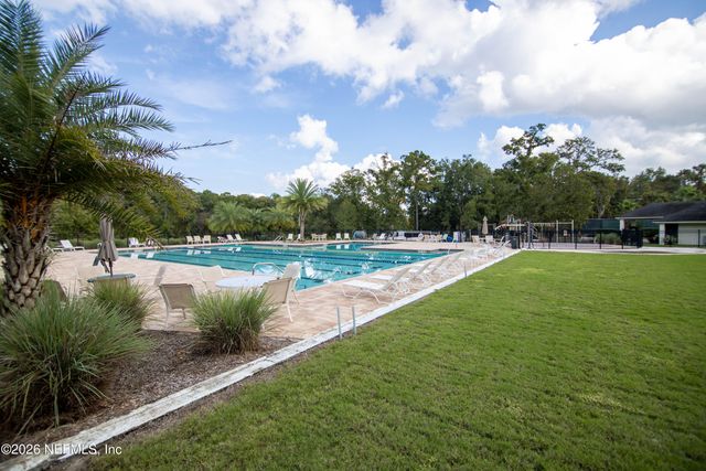 3585 OGLEBAY Drive, Green Cove Springs, FL 32043