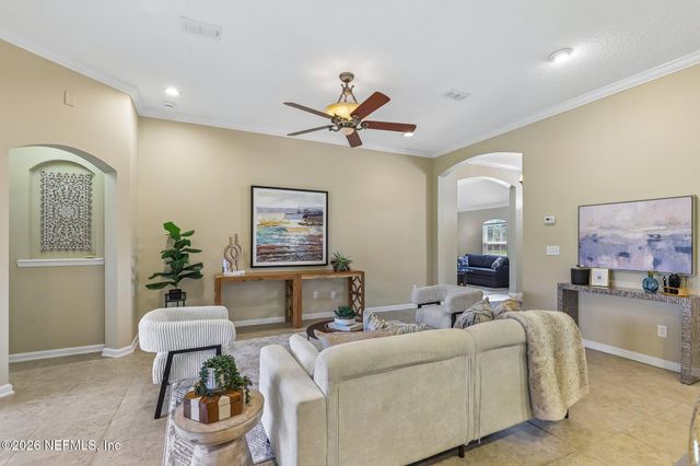 3585 OGLEBAY Drive, Green Cove Springs, FL 32043