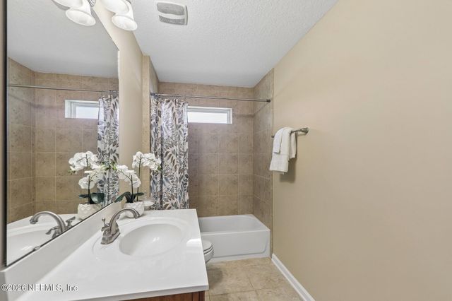 3585 OGLEBAY Drive, Green Cove Springs, FL 32043