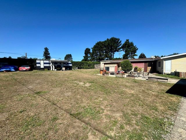 3239 Klein Lane, Hydesville, CA 95547