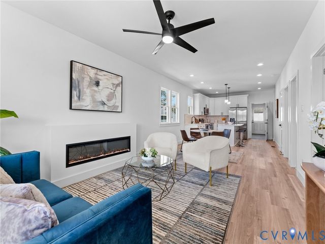 317 S 19th Ave, Hopewell, VA 23860
