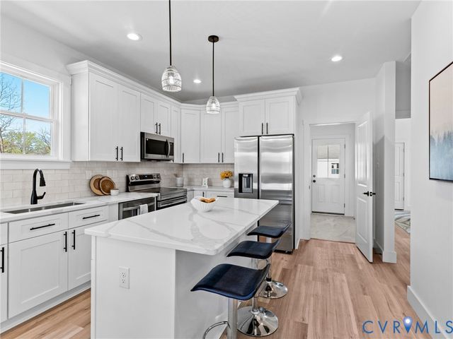 317 S 19th Ave, Hopewell, VA 23860