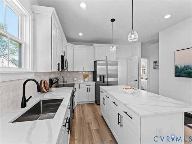 317 S 19th Ave, Hopewell, VA 23860