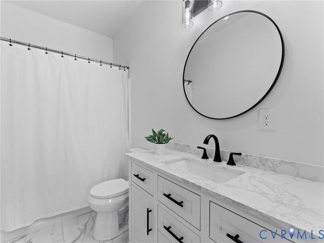 317 S 19th Ave, Hopewell, VA 23860