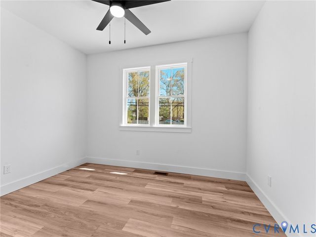 317 S 19th Ave, Hopewell, VA 23860