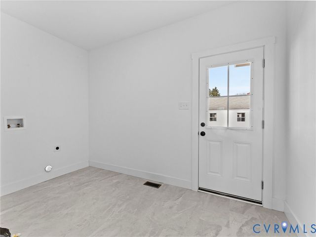 317 S 19th Ave, Hopewell, VA 23860