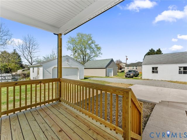 317 S 19th Ave, Hopewell, VA 23860