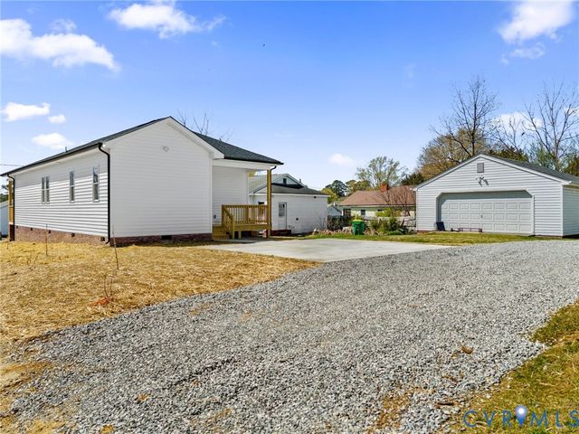 317 S 19th Ave, Hopewell, VA 23860