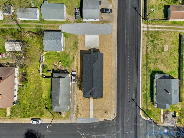 317 S 19th Ave, Hopewell, VA 23860