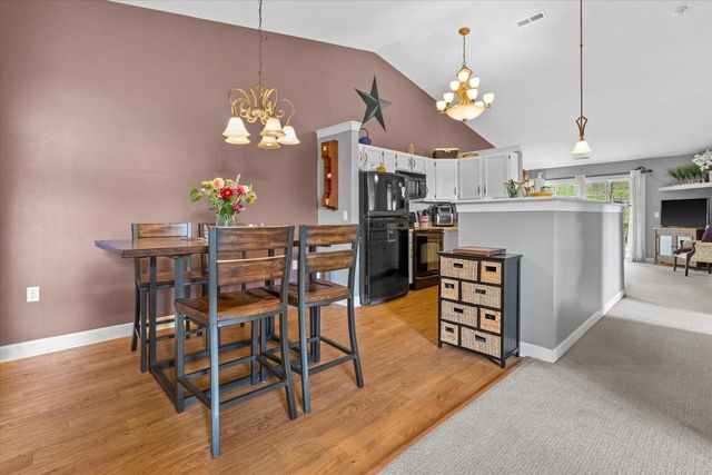 S77W19432 Lakewood DRIVE, Muskego, WI 53150