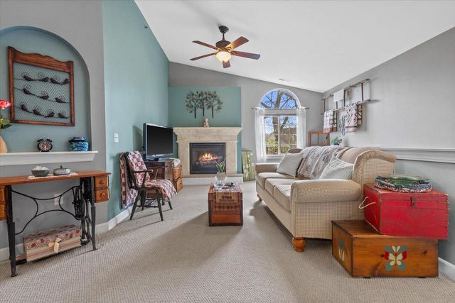 S77W19432 Lakewood DRIVE, Muskego, WI 53150