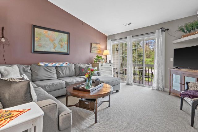 S77W19432 Lakewood DRIVE, Muskego, WI 53150
