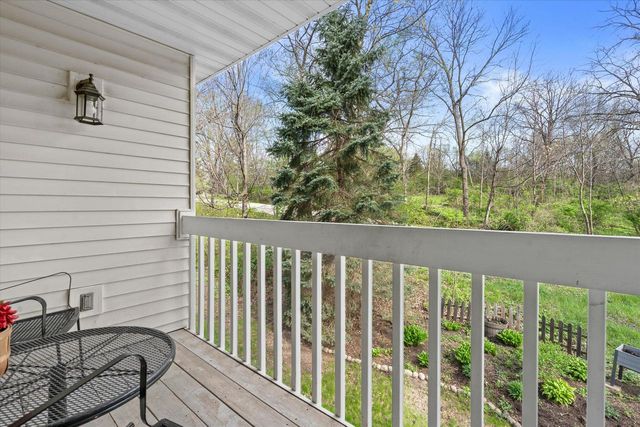 S77W19432 Lakewood DRIVE, Muskego, WI 53150