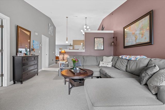 S77W19432 Lakewood DRIVE, Muskego, WI 53150
