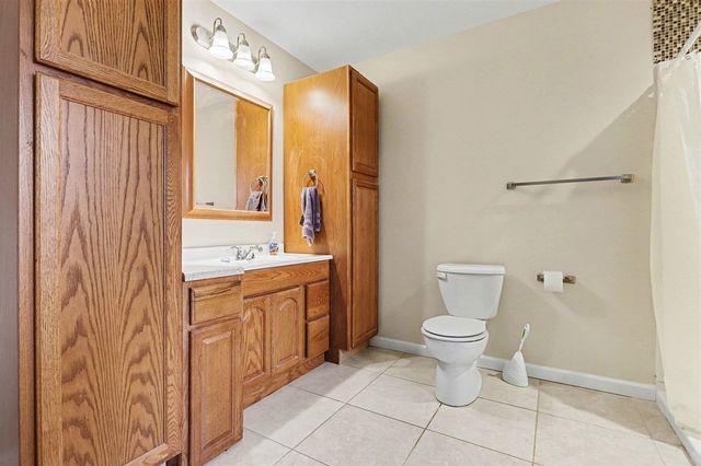 51618 Fish Lake Drive, Marcellus, MI 49067