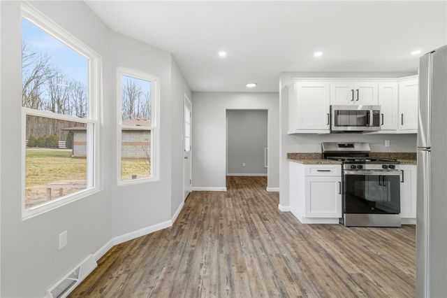 2104 Pulaski Road, Neshannock Twp, PA 16105