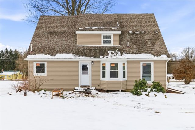 2104 Pulaski Road, Neshannock Twp, PA 16105