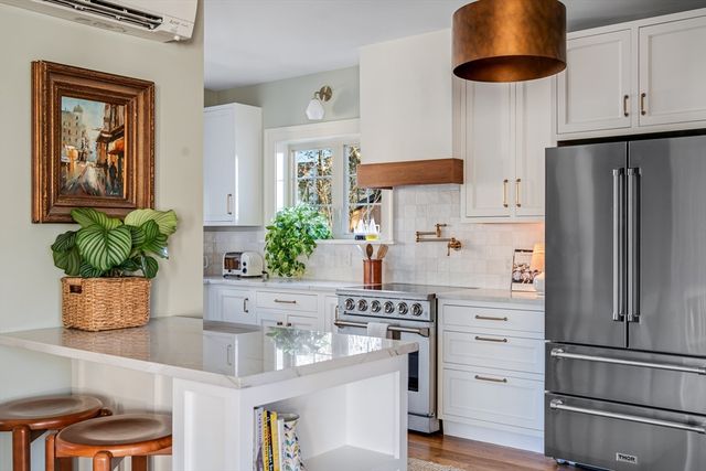 67 Park Street B, Northampton, MA 01062