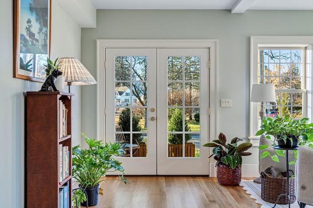 67 Park Street B, Northampton, MA 01062