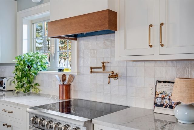 67 Park Street B, Northampton, MA 01062