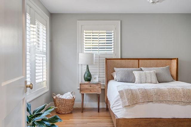 67 Park Street B, Northampton, MA 01062