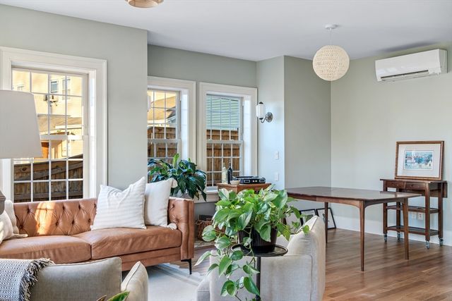 67 Park Street B, Northampton, MA 01062