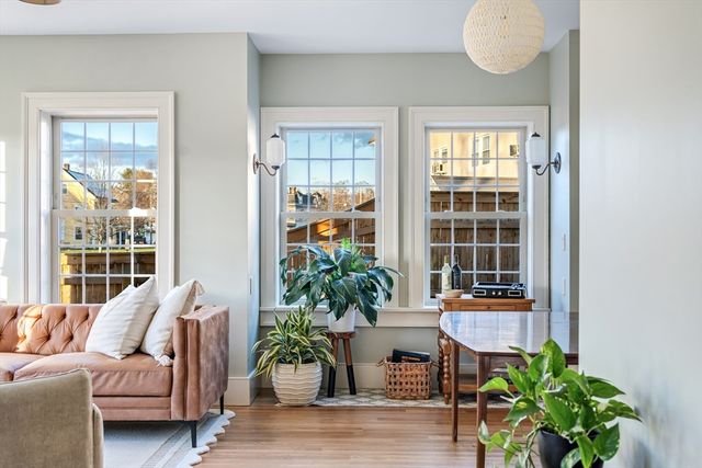 67 Park Street B, Northampton, MA 01062