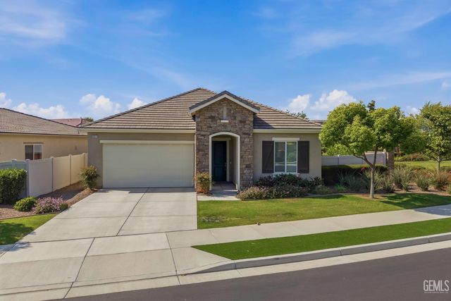 9810 Richland Hills Lane, Bakersfield, CA 93306