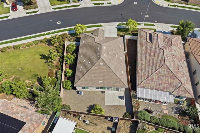 9810 Richland Hills Lane, Bakersfield, CA 93306