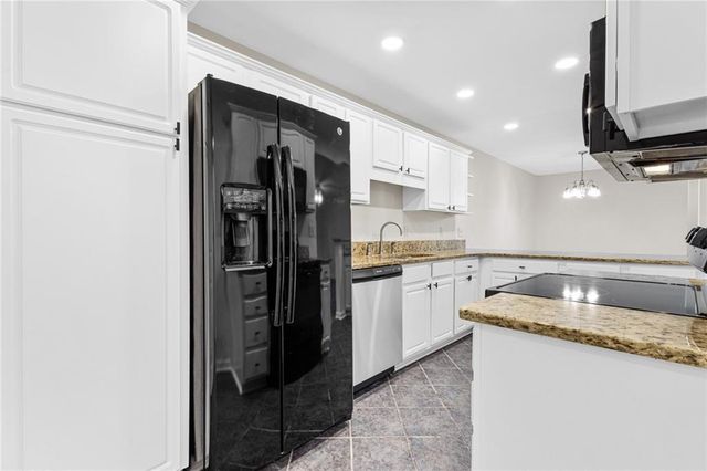1805 Brighton Point, Atlanta, GA 30328