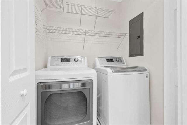 1805 Brighton Point, Atlanta, GA 30328