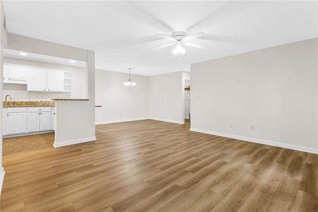 1805 Brighton Point, Atlanta, GA 30328