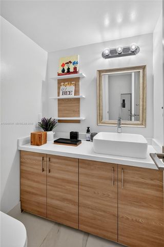 3401 N Country Club Dr 109, Aventura, FL 33180