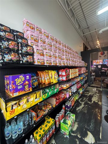 1082 Inkster Road, Inkster, MI 48141