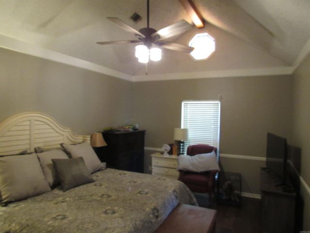 37 Yazoo Circle, Maumelle, AR 72113