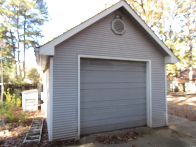 37 Yazoo Circle, Maumelle, AR 72113